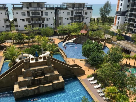 Pool view, Swimming pool