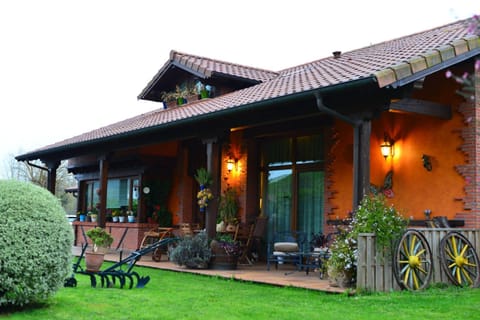Property building, Garden, Garden view