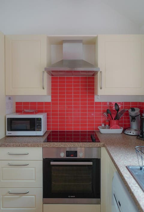 dishwasher, washing machine, kitchen