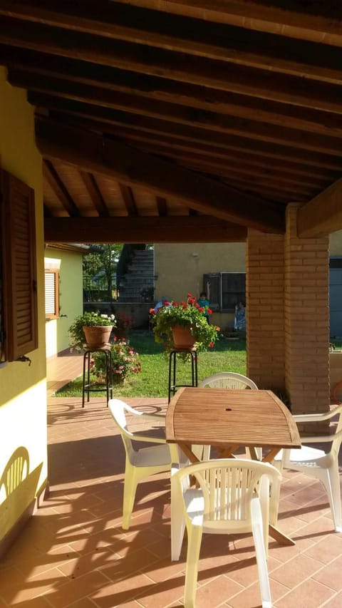 Facade/entrance, Bird's eye view, Garden view