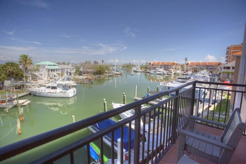 305 - Madeira Bay Resort House in Madeira Beach