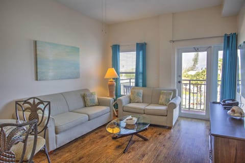 305 - Madeira Bay Resort House in Madeira Beach