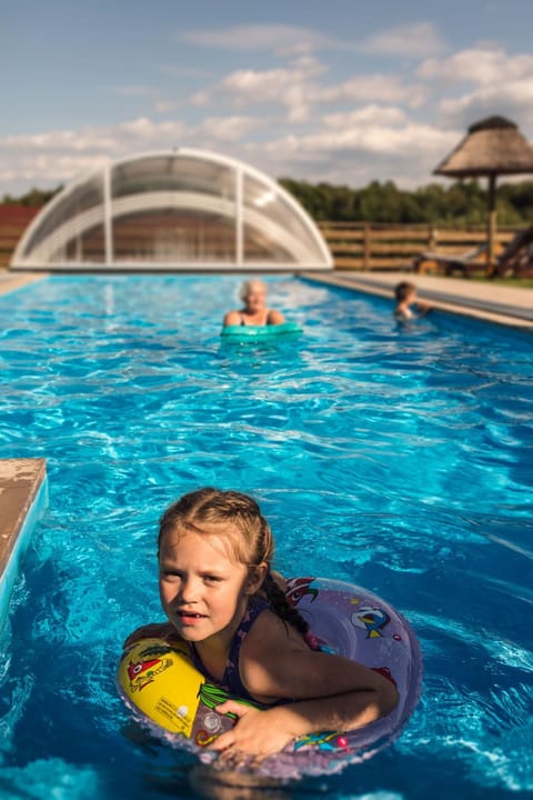 Spa and wellness centre/facilities, Swimming pool