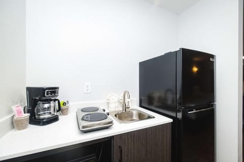 Coffee/tea facilities, Photo of the whole room, minibar, toaster