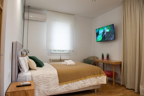 TV and multimedia, Photo of the whole room