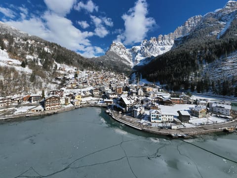 Bird's eye view, Landmark view