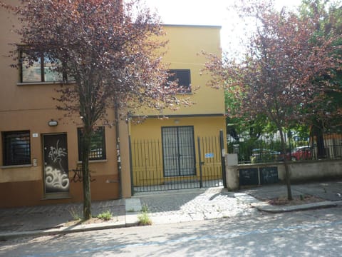 Property building, Facade/entrance