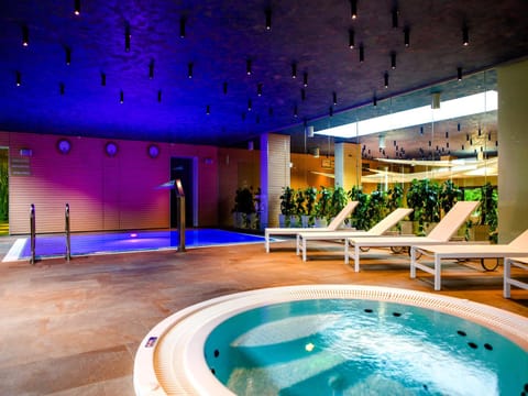 Pool view, Swimming pool, Swimming pool