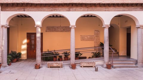Facade/entrance, Day