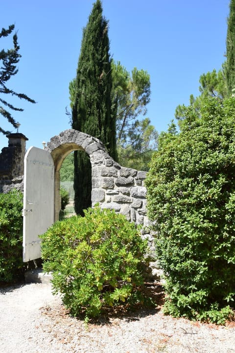 Moulin des Gypses Gîte Les Pierres Blanches, Ventoux Apartment in Mormoiron