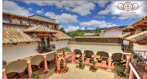 Property building, Patio, Balcony/Terrace, Balcony/Terrace