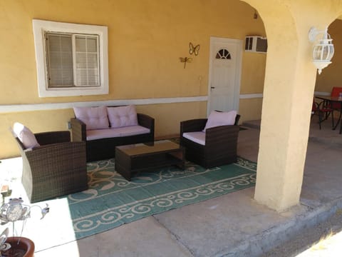Patio, Seating area