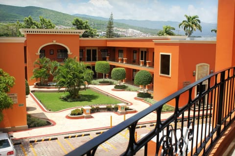 Balcony/Terrace, Garden view