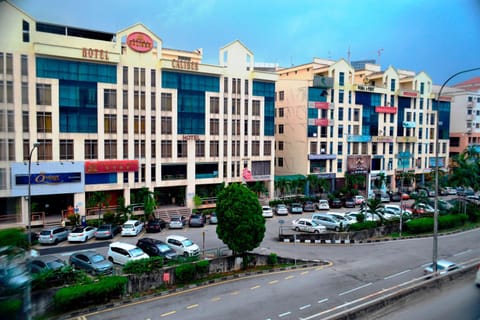 Property building, Off site, View (from property/room), Street view