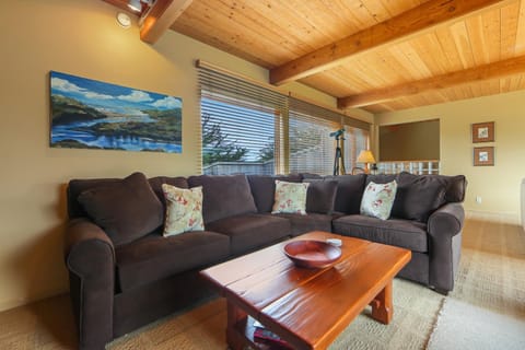 Meadow House House in Sonoma County