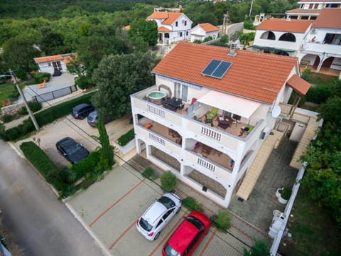 Property building, Facade/entrance, Bird's eye view