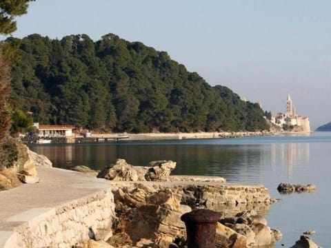 Neighbourhood, Natural landscape, Beach, Sea view, Public Bath