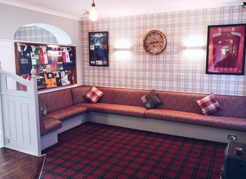 Lounge or bar, Seating area