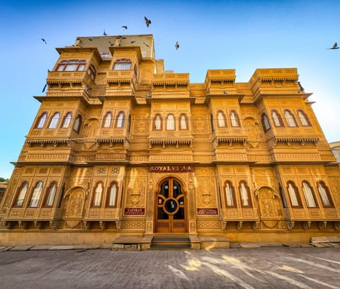 Property building, Day, Landmark view, Location