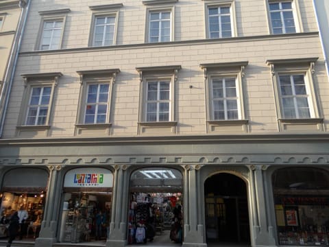 Property building, Nearby landmark, Facade/entrance, Other
