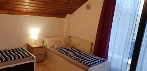 flats-4u - Cosy, quiet & clean apartments in the city ( Apt. 5 ) Apartment in Bonn