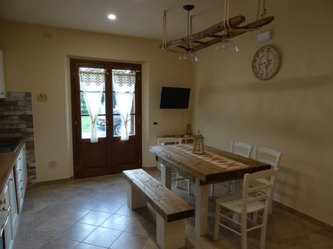 Communal lounge/ TV room, Communal kitchen