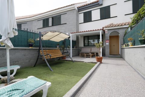 Property building, Garden, Garden, Garden view, Garden view