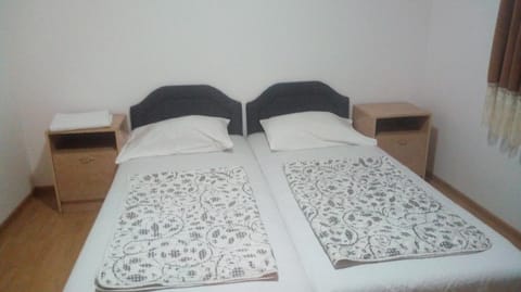 Djordjevic Bed and Breakfast in Budva