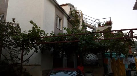 Djordjevic Bed and Breakfast in Budva