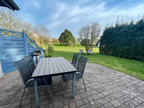 Balcony/Terrace, Garden view