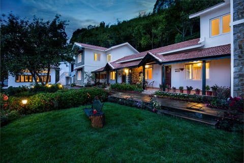 Property building, Garden, Garden