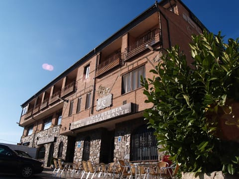 Facade/entrance, Facade/entrance