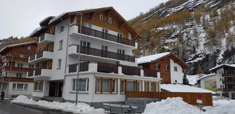 Haus Astoria Apartment in Canton of Valais