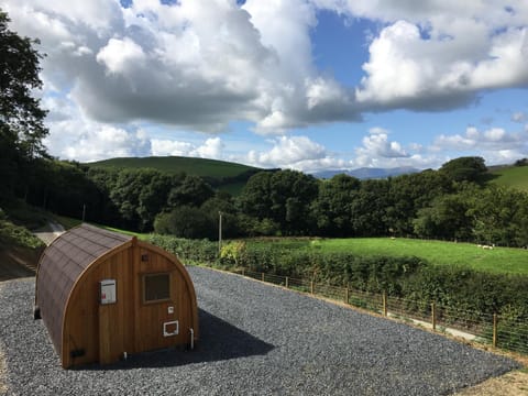 Cil y Coed Luxury Pod Campground/ 
RV Resort in Wales