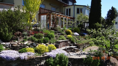 Facade/entrance, Garden