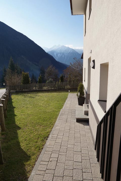Property building, Facade/entrance, Garden, View (from property/room)