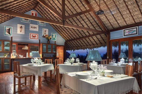 Restaurant/places to eat, Restaurant/places to eat