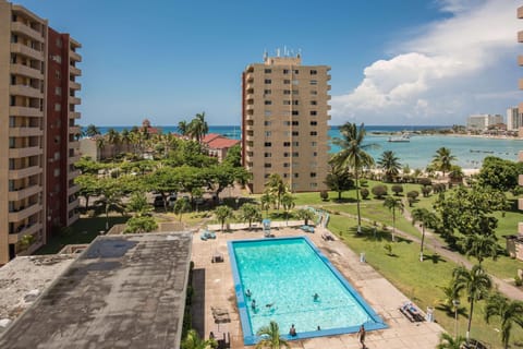 Bird's eye view, Pool view, Sea view, Swimming pool
