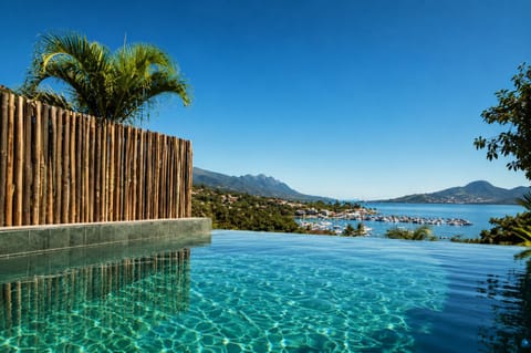 Sea view, Swimming pool