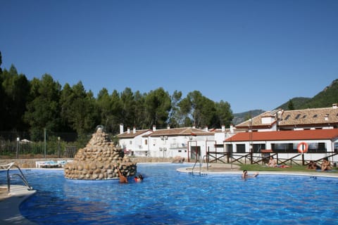 Day, Swimming pool, Swimming pool