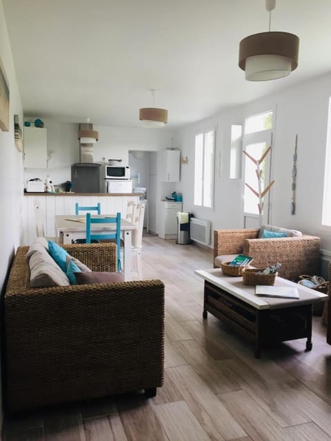 La Longère à la Mer 6 pers 3 chambres grand jardin clôt a Fort-Mahon-Plage House in Fort-Mahon-Plage