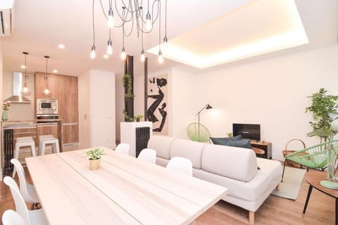 Facade/entrance, Living room, Seating area, Dining area