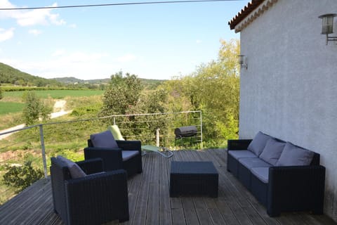 Le Chêne House in Vallon-Pont-d'Arc