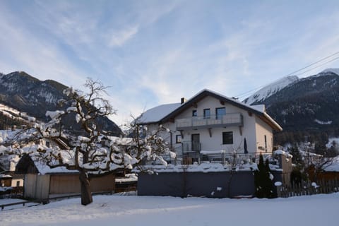 Property building, Winter