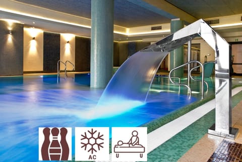 Swimming pool, Swimming pool
