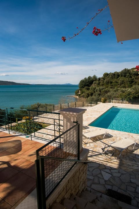 Balcony/Terrace, Sea view, Swimming pool, Swimming pool