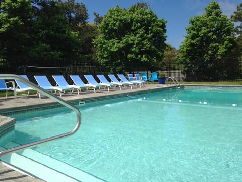Activities, On site, Swimming pool