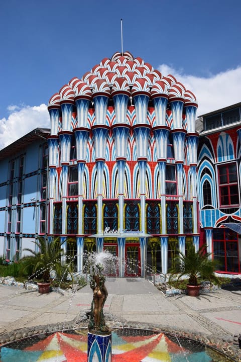 Property building, Facade/entrance, Day