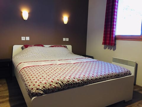 Duplex Familial à Vars, Chalets des Rennes Apartment in Piedmont