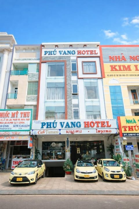 Property building, Day